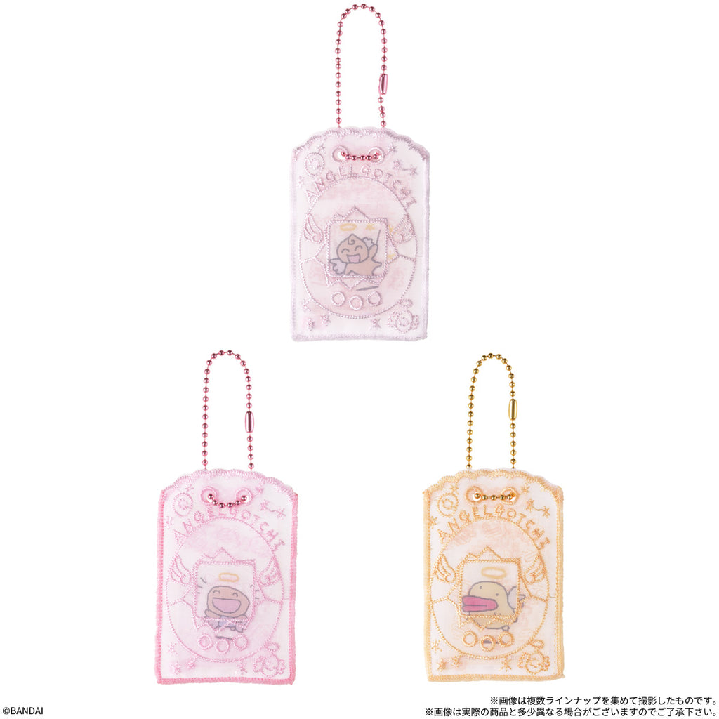 TAMAGOTCHI AMULET CHARM & GUMMY