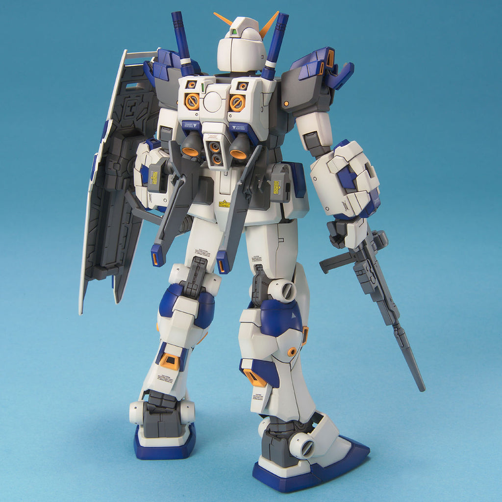 MG 1/100 RX-78-4 高達 4號機