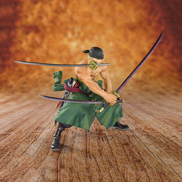 FiguArts Zero Pirate Hunter Zoro One Piece Bandai Figure Japanese Anime