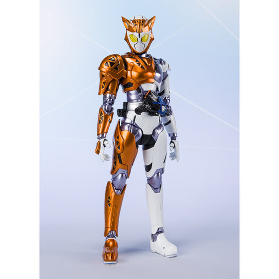 日版 S.H.Figuarts Kamen Rider 幪面超人/拉打/假面騎士 Valkyrie Rushing Cheetah