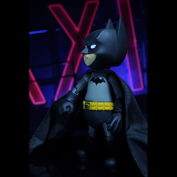 Herocross HMF#004 DC Batman LED Eyes Action Figure in Batsuit