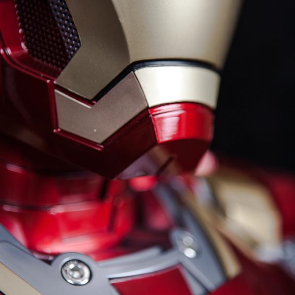 Iron Man Mark 43 BUST 1:1 Bluetooth Speaker_Gadgets_i-Smart - Up-Next